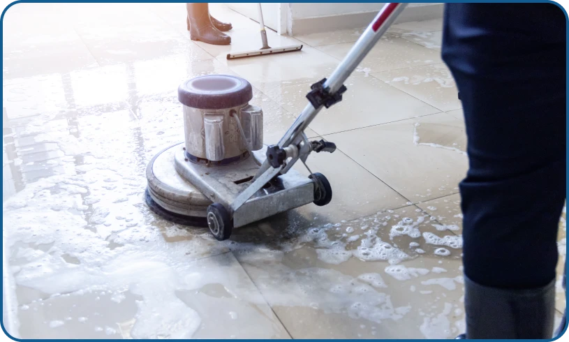 Cleaning tiles with floor polisher